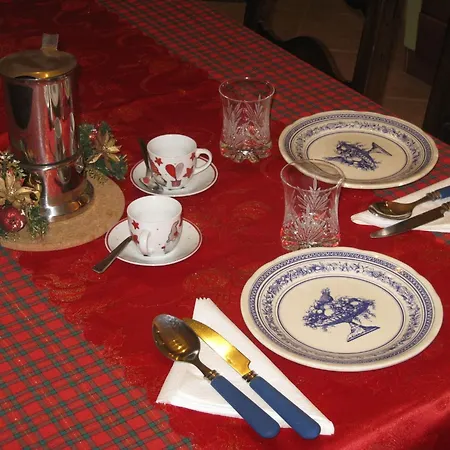 아파트 Typisches Mit Holzbefeuertem Kamin By Interhome 카스텔레로