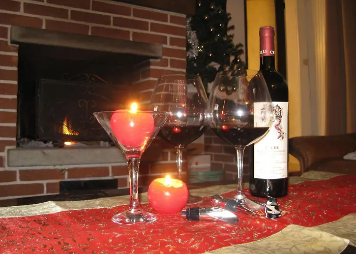 Typisches Mit Holzbefeuertem Kamin By Interhome